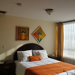Mak House Latacunga